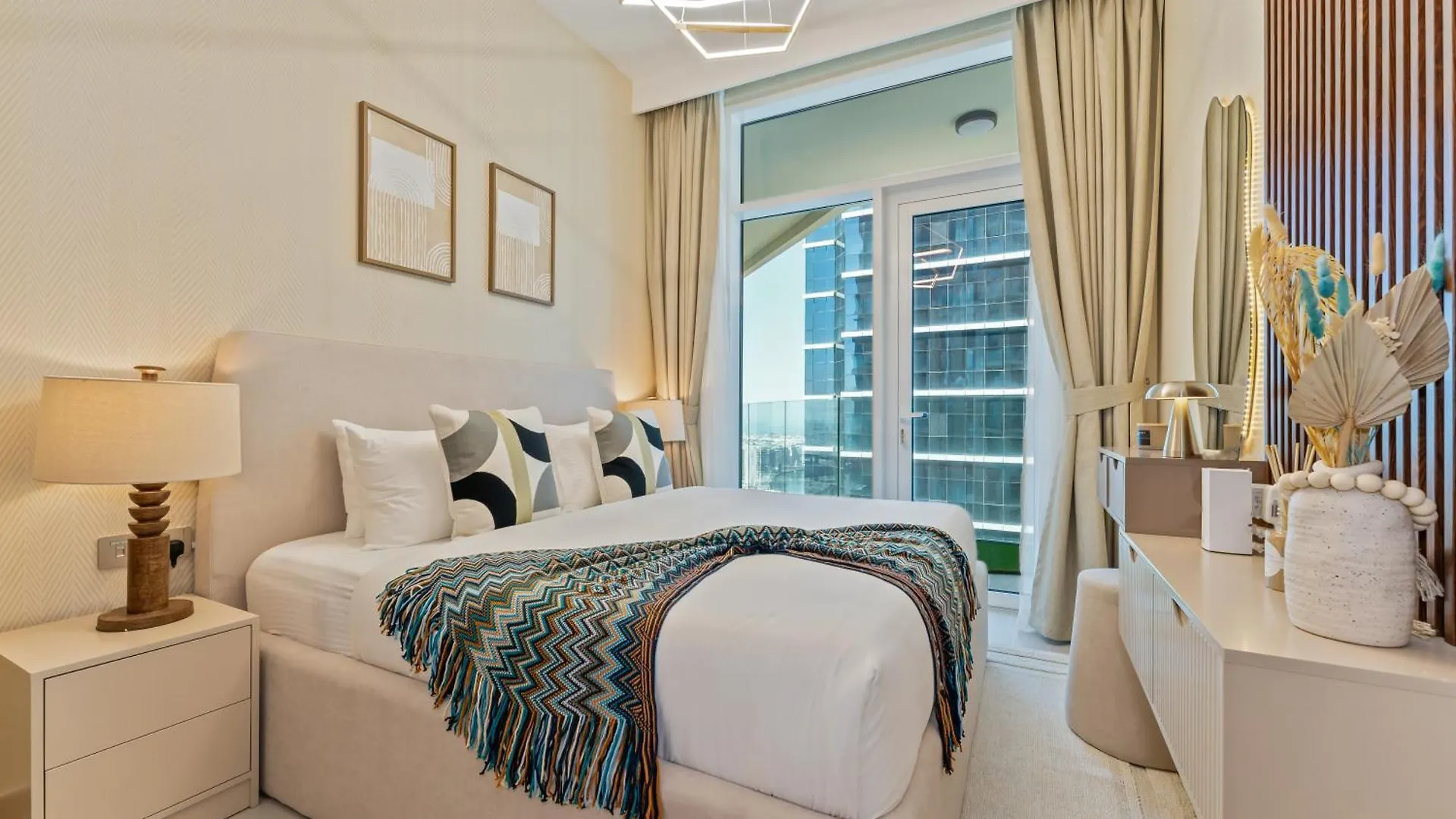 Apartment 2-Br Missoni Luxury With Stunning Lake View Dubai