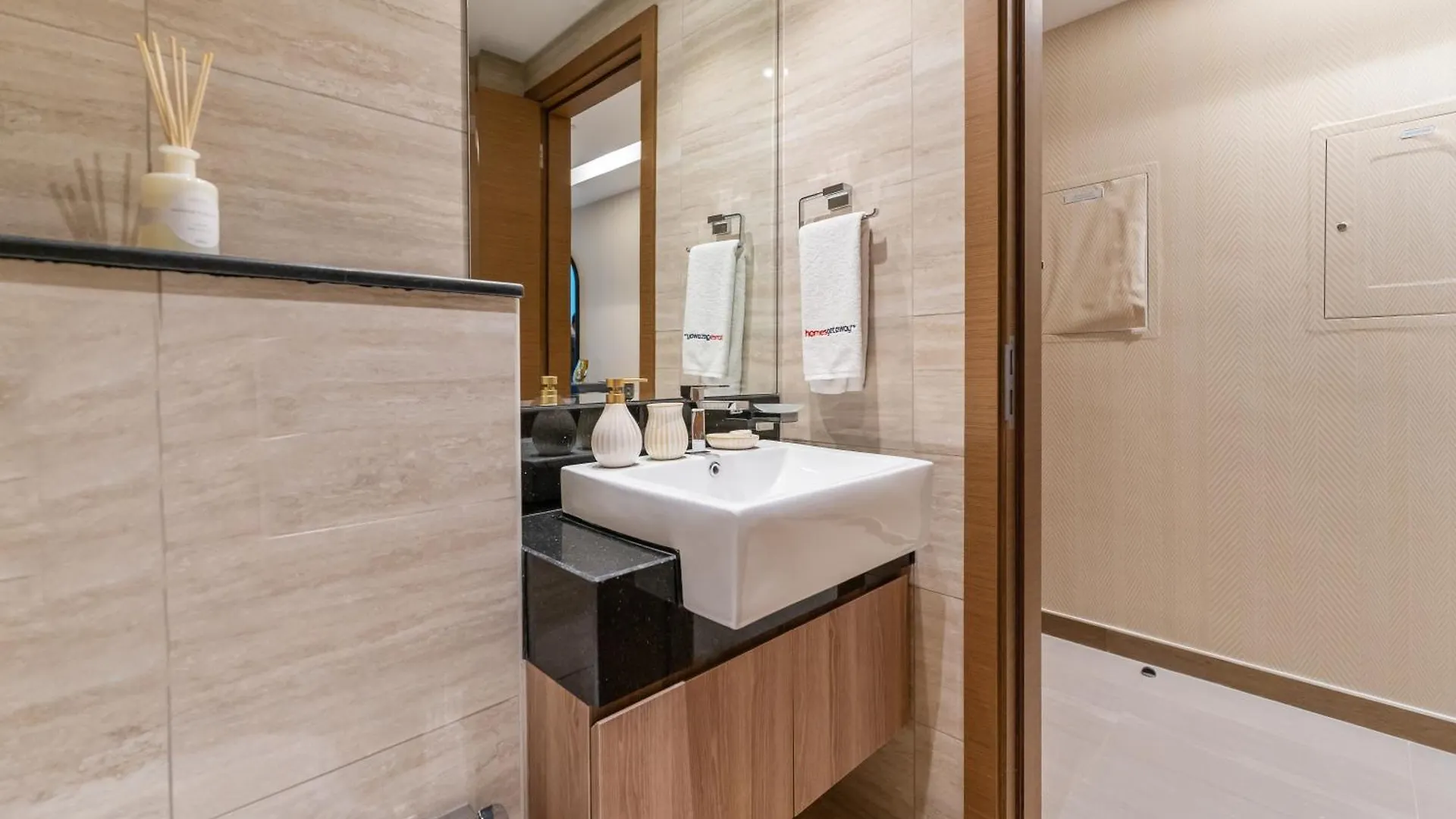 2-Br Missoni Luxury With Stunning Lake View Dubai Apartment